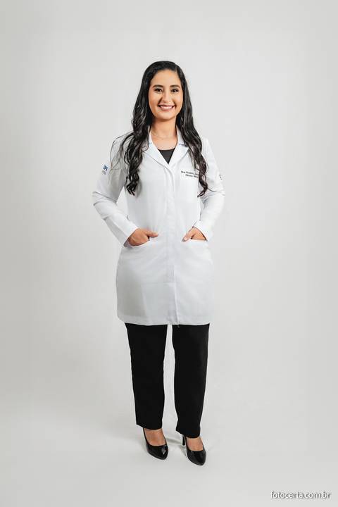 Ensaio de formatura em Residência de Clínica Médica da Secretaria de Estado da Saúde do Governo do Estado do Espírito Santo realizado no estúdio Foto Certa'