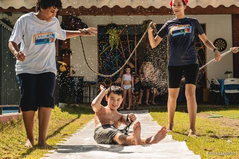 Festa de Aniversário Infantil de 10 Anos de Júlia na Radical Kids Vix. Mylla Rodrigues Henrique, MyllacomK, ClosetMy, Dr. Paulo Mariano Neurocirurgia/Cirurgia da Coluna/Especialista em dor/ Vitoria-ES, Fotógrafo: Luciano Pacheco - Foto Certa '