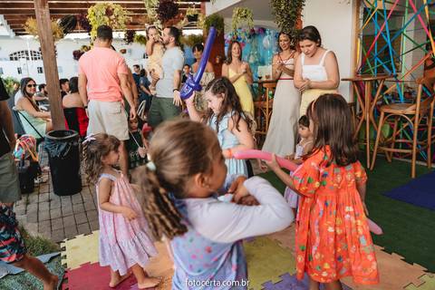 Festa de aniversário infantil de 4 anos de Ísis na Radical Kids Vix. Fotógrafo: Luciano Pacheco (Foto Certa)'