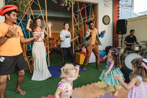 Festa de aniversário infantil de 4 anos de Ísis na Radical Kids Vix. Fotógrafo: Luciano Pacheco (Foto Certa)'