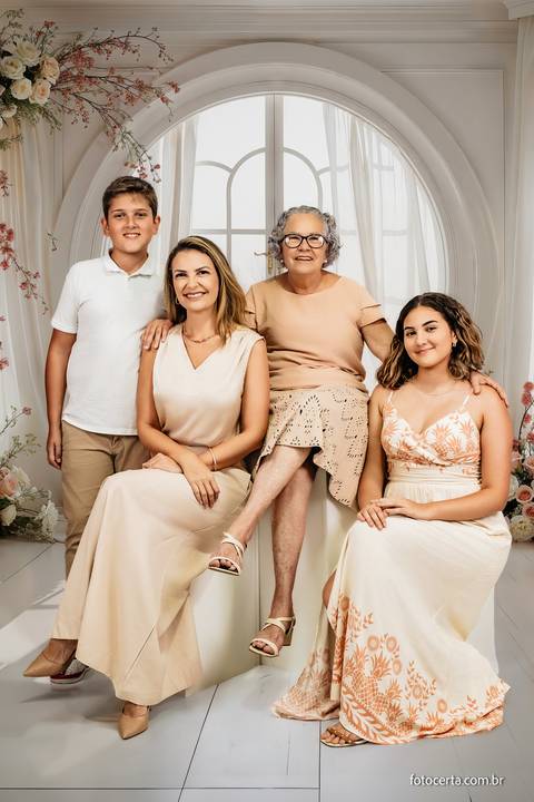 Ensaio do Dia das Mães em Estúdio Virtual em Vitória - ES. Fotógrafo: Luciano Pacheco - Foto Certa. Ensaio de Família, Ensaio em Estúdio'