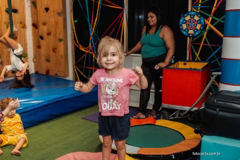 Fotografia de Evento Corporativo Mulheres Radiantes na Radical Kids Vix. Fotógrafo: Luciano Pacheco (Foto Certa)'