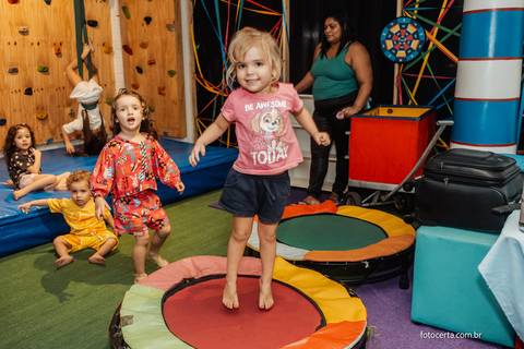 Fotografia de Evento Corporativo Mulheres Radiantes na Radical Kids Vix. Fotógrafo: Luciano Pacheco (Foto Certa)'