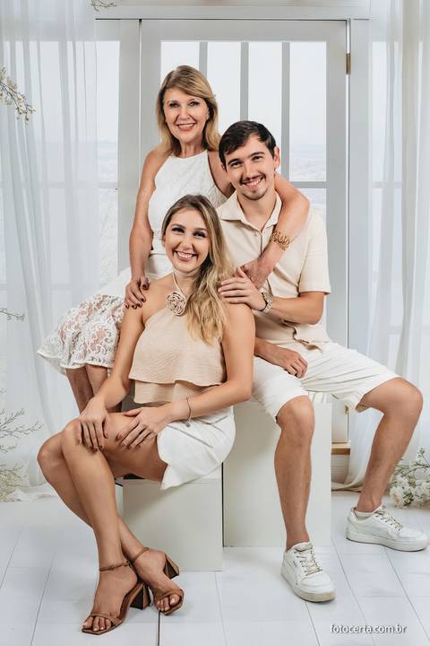 Ensaio do Dia das Mães em Estúdio Virtual em Vitória - ES. '