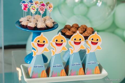 Fotógrafo em Vitória, Vila Velha, Casamento, Ensaio Pré-Casamento, Ensaio Pós-Casamento, Ensaio de Casal, 15 Anos, Debutante, Família, Gestante, Maternidade, Aniversário, Social, Estúdio, Corporativo, Marca Pessoal, Formatura, Escolar '