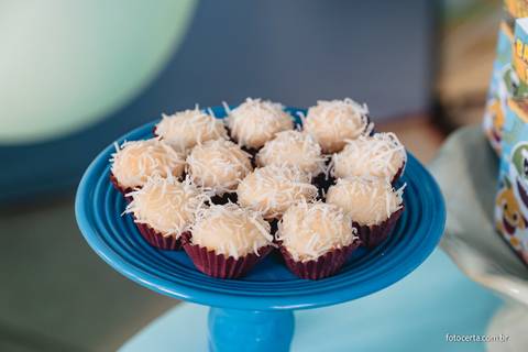 Fotógrafo em Vitória, Vila Velha, Casamento, Ensaio Pré-Casamento, Ensaio Pós-Casamento, Ensaio de Casal, 15 Anos, Debutante, Família, Gestante, Maternidade, Aniversário, Social, Estúdio, Corporativo, Marca Pessoal, Formatura, Escolar '