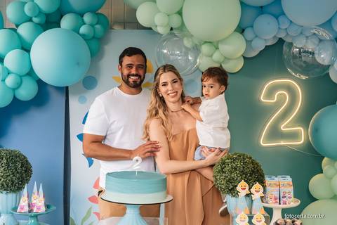 Fotógrafo em Vitória, Vila Velha, Casamento, Ensaio Pré-Casamento, Ensaio Pós-Casamento, Ensaio de Casal, 15 Anos, Debutante, Família, Gestante, Maternidade, Aniversário, Social, Estúdio, Corporativo, Marca Pessoal, Formatura, Escolar '