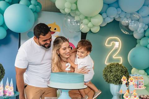 Fotógrafo em Vitória, Vila Velha, Casamento, Ensaio Pré-Casamento, Ensaio Pós-Casamento, Ensaio de Casal, 15 Anos, Debutante, Família, Gestante, Maternidade, Aniversário, Social, Estúdio, Corporativo, Marca Pessoal, Formatura, Escolar '