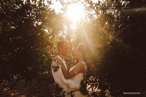 Fotografia de Ensaio Pré-Casamento na Woody Cabanas. Marechal Floriano - ES'