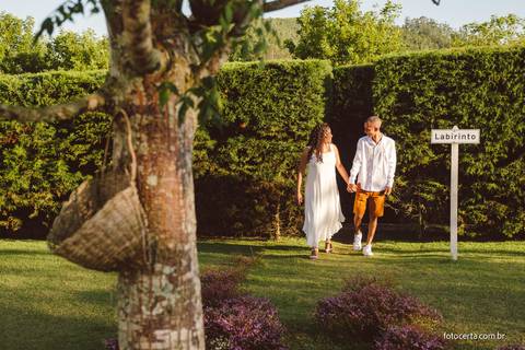 Fotografia de Ensaio Pré-Casamento na Woody Cabanas. Marechal Floriano - ES'