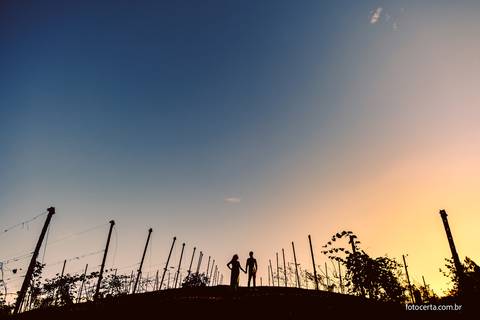 Fotografia de Ensaio Pré-Casamento na Woody Cabanas. Marechal Floriano - ES'