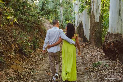 Fotografia de Ensaio Pré-Casamento na Woody Cabanas. Marechal Floriano - ES'