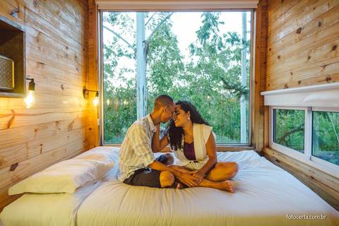 Fotografia de Ensaio Pré-Casamento na Woody Cabanas. Marechal Floriano - ES'