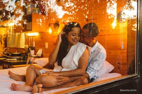 Fotografia de Ensaio Pré-Casamento na Woody Cabanas. Marechal Floriano - ES'