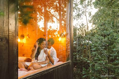 Fotografia de Ensaio Pré-Casamento na Woody Cabanas. Marechal Floriano - ES'