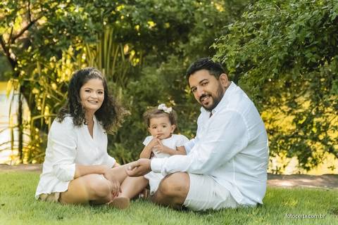 Fotografia de Ensaio Externo de Família na Ilha do Frade em Vitória - ES'
