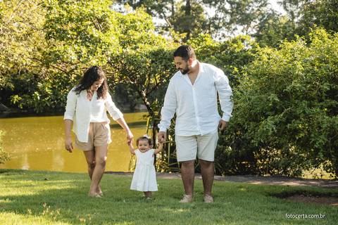 Fotografia de Ensaio Externo de Família na Ilha do Frade em Vitória - ES'