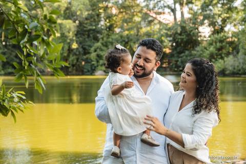 Fotografia de Ensaio Externo de Família na Ilha do Frade em Vitória - ES'