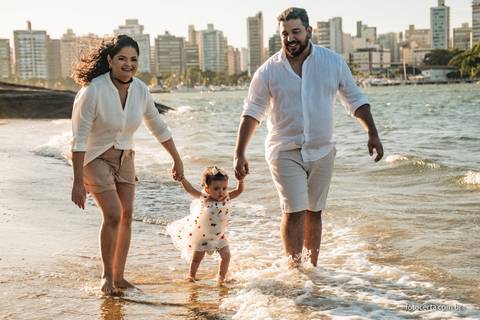 Fotografia de Ensaio Externo de Família na Ilha do Frade em Vitória - ES'