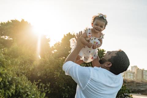 Fotografia de Ensaio Externo de Família na Ilha do Frade em Vitória - ES'