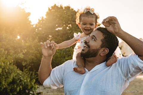Fotografia de Ensaio Externo de Família na Ilha do Frade em Vitória - ES'