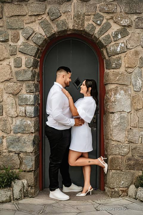 Fotógrafo em Vitória, Vila Velha, Casamento, Ensaio Pré-Casamento, Ensaio Pós-Casamento, Ensaio de Casal, 15 Anos, Debutante, Família, Gestante, Maternidade, Aniversário, Social, Estúdio, Corporativo, Marca Pessoal, Formatura, Escolar '