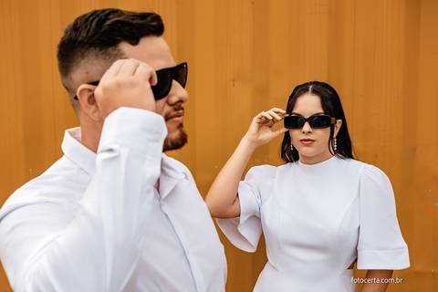 Fotógrafo em Vitória, Vila Velha, Casamento, Ensaio Pré-Casamento, Ensaio Pós-Casamento, Ensaio de Casal, 15 Anos, Debutante, Família, Gestante, Maternidade, Aniversário, Social, Estúdio, Corporativo, Marca Pessoal, Formatura, Escolar '