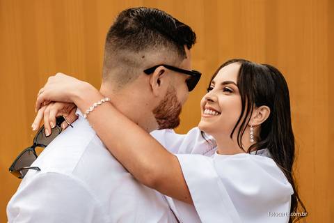 Fotógrafo em Vitória, Vila Velha, Casamento, Ensaio Pré-Casamento, Ensaio Pós-Casamento, Ensaio de Casal, 15 Anos, Debutante, Família, Gestante, Maternidade, Aniversário, Social, Estúdio, Corporativo, Marca Pessoal, Formatura, Escolar '