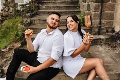 Fotógrafo em Vitória, Vila Velha, Casamento, Ensaio Pré-Casamento, Ensaio Pós-Casamento, Ensaio de Casal, 15 Anos, Debutante, Família, Gestante, Maternidade, Aniversário, Social, Estúdio, Corporativo, Marca Pessoal, Formatura, Escolar '