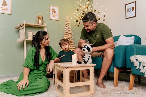 Ensaio de Natal. Fotógrafo em Vitória, Vila Velha, Casamento, Ensaio Pré-Casamento, Ensaio Pós-Casamento, Ensaio de Casal, 15 Anos, Debutante, Família, Gestante, Maternidade, Aniversário, Social, Estúdio, Corporativo, Marca Pessoal, Formatura, Escolar '