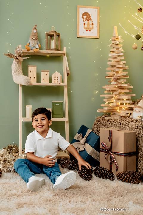 Ensaio de Natal. Fotógrafo em Vitória, Vila Velha, Casamento, Ensaio Pré-Casamento, Ensaio Pós-Casamento, Ensaio de Casal, 15 Anos, Debutante, Família, Gestante, Maternidade, Aniversário, Social, Estúdio, Corporativo, Marca Pessoal, Formatura, Escolar '