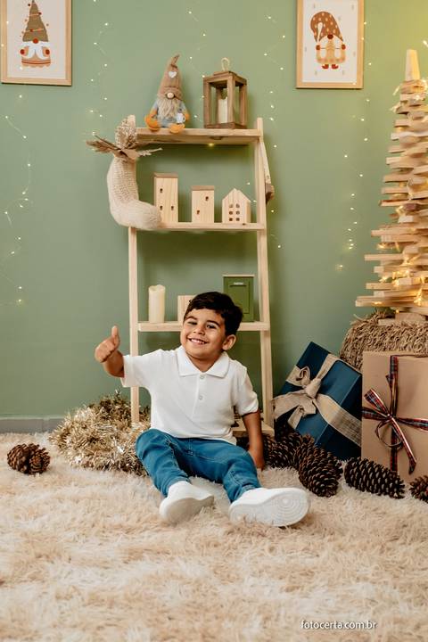 Ensaio de Natal. Fotógrafo em Vitória, Vila Velha, Casamento, Ensaio Pré-Casamento, Ensaio Pós-Casamento, Ensaio de Casal, 15 Anos, Debutante, Família, Gestante, Maternidade, Aniversário, Social, Estúdio, Corporativo, Marca Pessoal, Formatura, Escolar '
