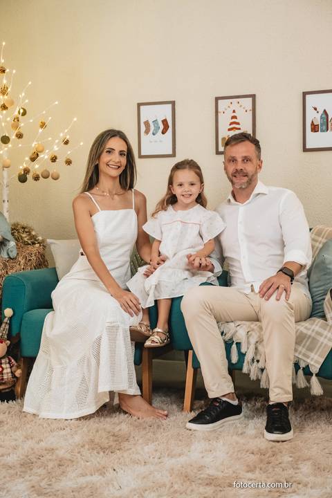 Ensaio de Natal. Fotógrafo em Vitória, Vila Velha, Casamento, Ensaio Pré-Casamento, Ensaio Pós-Casamento, Ensaio de Casal, 15 Anos, Debutante, Família, Gestante, Maternidade, Aniversário, Social, Estúdio, Corporativo, Marca Pessoal, Formatura, Escolar '