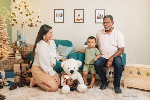 Ensaio de Natal. Fotógrafo em Vitória, Vila Velha, Casamento, Ensaio Pré-Casamento, Ensaio Pós-Casamento, Ensaio de Casal, 15 Anos, Debutante, Família, Gestante, Maternidade, Aniversário, Social, Estúdio, Corporativo, Marca Pessoal, Formatura, Escolar '