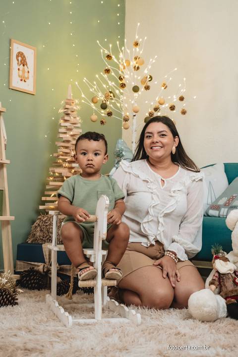 Ensaio de Natal. Fotógrafo em Vitória, Vila Velha, Casamento, Ensaio Pré-Casamento, Ensaio Pós-Casamento, Ensaio de Casal, 15 Anos, Debutante, Família, Gestante, Maternidade, Aniversário, Social, Estúdio, Corporativo, Marca Pessoal, Formatura, Escolar '