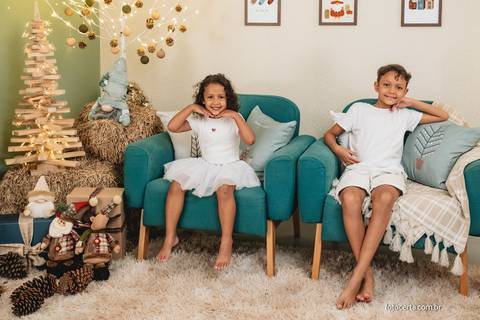 Ensaio de Natal. Fotógrafo em Vitória, Vila Velha, Casamento, Ensaio Pré-Casamento, Ensaio Pós-Casamento, Ensaio de Casal, 15 Anos, Debutante, Família, Gestante, Maternidade, Aniversário, Social, Estúdio, Corporativo, Marca Pessoal, Formatura, Escolar '