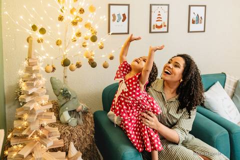 Ensaio de Natal. Fotógrafo em Vitória, Vila Velha, Casamento, Ensaio Pré-Casamento, Ensaio Pós-Casamento, Ensaio de Casal, 15 Anos, Debutante, Família, Gestante, Maternidade, Aniversário, Social, Estúdio, Corporativo, Marca Pessoal, Formatura, Escolar '