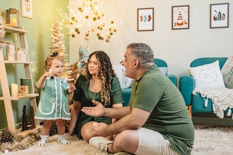 Fotógrafo em Vitória, Vila Velha, Casamento, Ensaio Pré-Casamento, Ensaio Pós-Casamento, Ensaio de Casal, 15 Anos, Debutante, Família, Gestante, Maternidade, Aniversário, Social, Estúdio, Corporativo, Marca Pessoal, Formatura, Escolar '