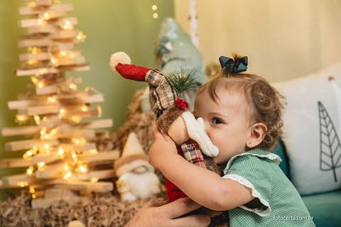 Fotógrafo em Vitória, Vila Velha, Casamento, Ensaio Pré-Casamento, Ensaio Pós-Casamento, Ensaio de Casal, 15 Anos, Debutante, Família, Gestante, Maternidade, Aniversário, Social, Estúdio, Corporativo, Marca Pessoal, Formatura, Escolar '