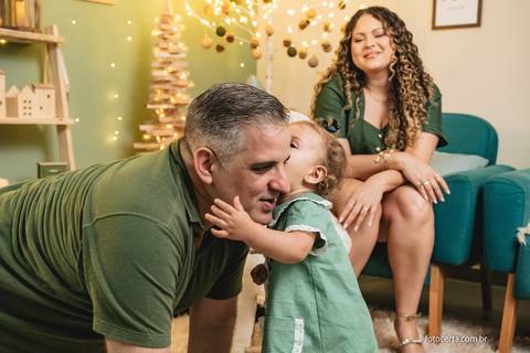 Fotógrafo em Vitória, Vila Velha, Casamento, Ensaio Pré-Casamento, Ensaio Pós-Casamento, Ensaio de Casal, 15 Anos, Debutante, Família, Gestante, Maternidade, Aniversário, Social, Estúdio, Corporativo, Marca Pessoal, Formatura, Escolar '