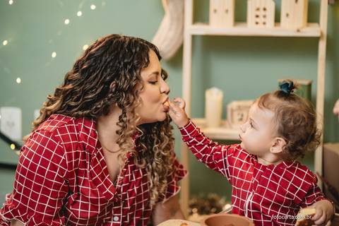 Fotógrafo em Vitória, Vila Velha, Casamento, Ensaio Pré-Casamento, Ensaio Pós-Casamento, Ensaio de Casal, 15 Anos, Debutante, Família, Gestante, Maternidade, Aniversário, Social, Estúdio, Corporativo, Marca Pessoal, Formatura, Escolar '