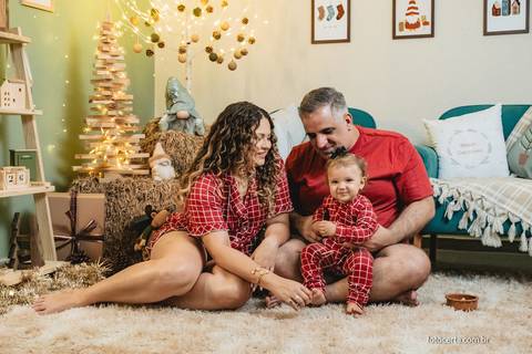 Fotógrafo em Vitória, Vila Velha, Casamento, Ensaio Pré-Casamento, Ensaio Pós-Casamento, Ensaio de Casal, 15 Anos, Debutante, Família, Gestante, Maternidade, Aniversário, Social, Estúdio, Corporativo, Marca Pessoal, Formatura, Escolar '