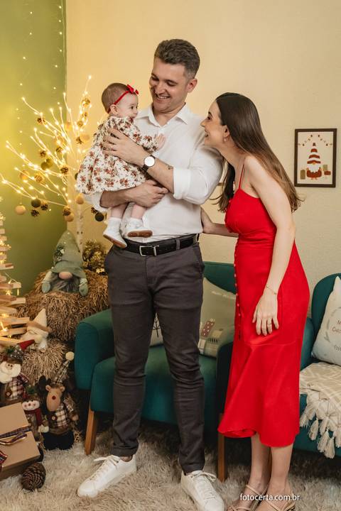 Fotógrafo em Vitória, Vila Velha, Casamento, Ensaio Pré-Casamento, Ensaio Pós-Casamento, Ensaio de Casal, 15 Anos, Debutante, Família, Gestante, Maternidade, Aniversário, Social, Estúdio, Corporativo, Marca Pessoal, Formatura, Escolar '