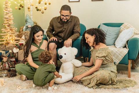 Fotógrafo em Vitória, Vila Velha, Casamento, Ensaio Pré-Casamento, Ensaio Pós-Casamento, Ensaio de Casal, 15 Anos, Debutante, Família, Gestante, Maternidade, Aniversário, Social, Estúdio, Corporativo, Marca Pessoal, Formatura, Escolar '