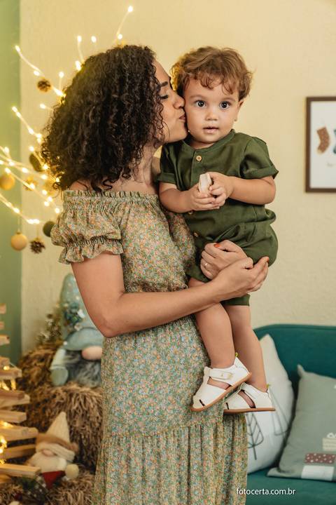 Fotógrafo em Vitória, Vila Velha, Casamento, Ensaio Pré-Casamento, Ensaio Pós-Casamento, Ensaio de Casal, 15 Anos, Debutante, Família, Gestante, Maternidade, Aniversário, Social, Estúdio, Corporativo, Marca Pessoal, Formatura, Escolar '