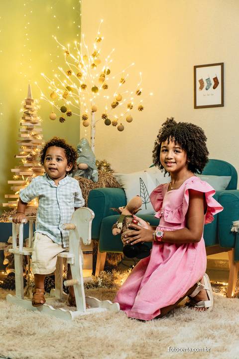 Fotógrafo em Vitória, Vila Velha, Casamento, Ensaio Pré-Casamento, Ensaio Pós-Casamento, Ensaio de Casal, 15 Anos, Debutante, Família, Gestante, Maternidade, Aniversário, Social, Estúdio, Corporativo, Marca Pessoal, Formatura, Escolar '