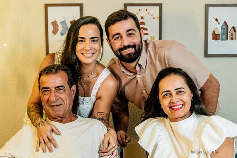 Fotógrafo em Vitória, Vila Velha, Casamento, Ensaio Pré-Casamento, Ensaio Pós-Casamento, Ensaio de Casal, 15 Anos, Debutante, Família, Gestante, Maternidade, Aniversário, Social, Estúdio, Corporativo, Marca Pessoal, Formatura, Escolar '