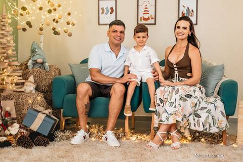 Fotógrafo em Vitória, Vila Velha, Casamento, Ensaio Pré-Casamento, Ensaio Pós-Casamento, Ensaio de Casal, 15 Anos, Debutante, Família, Gestante, Maternidade, Aniversário, Social, Estúdio, Corporativo, Marca Pessoal, Formatura, Escolar '