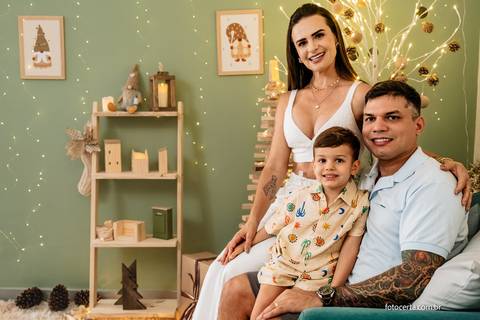 Fotógrafo em Vitória, Vila Velha, Casamento, Ensaio Pré-Casamento, Ensaio Pós-Casamento, Ensaio de Casal, 15 Anos, Debutante, Família, Gestante, Maternidade, Aniversário, Social, Estúdio, Corporativo, Marca Pessoal, Formatura, Escolar '