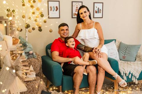 Fotógrafo em Vitória, Vila Velha, Casamento, Ensaio Pré-Casamento, Ensaio Pós-Casamento, Ensaio de Casal, 15 Anos, Debutante, Família, Gestante, Maternidade, Aniversário, Social, Estúdio, Corporativo, Marca Pessoal, Formatura, Escolar '